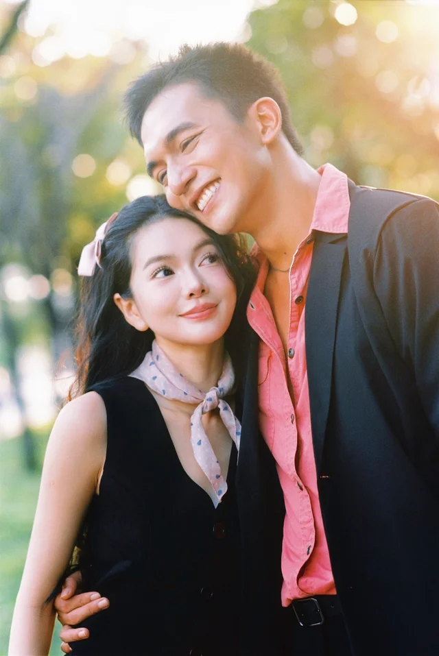 The Modern Love Story of Phuc Nhat Hoang and Yen Dan