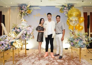 VTV Executive Proudly Shares Photo of 1.9m Tall Son Driving - image 0