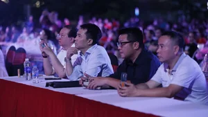 Artistic Grandeur: Hundreds of Artists Prepare for 'Echoes of Victory' TV Broadcast - image 15