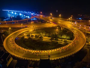 Hanoi's Iconic Landmarks Showcased in VnExpress Marathon - image 2