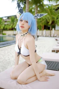 Coser PingPing Stunning Gascogne Bikini Cosplay from Azur Lane (16 Photos) - image 15