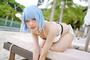 Coser PingPing Stunning Gascogne Bikini Cosplay from Azur Lane (16 Photos) - image 0
