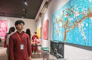 Xèo Chu Art Exhibition: Flowers in Mother's Garden and Traditional Crafts at the Ho Chi Minh City Museum - image 0