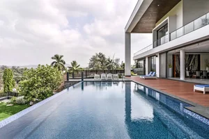 The Rise of Luxury Garden Houses with Swimming Pools: Redefining the Resort-Style Living Experience - image 9