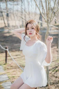 Stunning Gallery: The Captivating Beauty of Korean Model So Hee - image 16