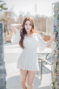 Stunning Gallery: The Captivating Beauty of Korean Model So Hee - image 21