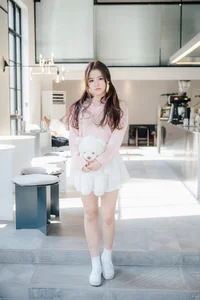 Stunning Gallery: The Captivating Beauty of Korean Model So Hee - image 9