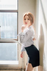 Stunning Gallery: The Captivating Beauty of Korean Model So Hee - image 34