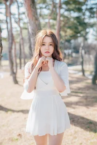 Stunning Gallery: The Captivating Beauty of Korean Model So Hee - image 19