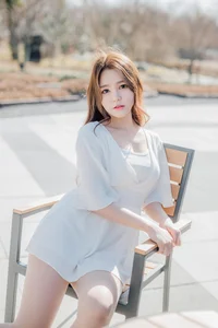 Stunning Gallery: The Captivating Beauty of Korean Model So Hee - image 5