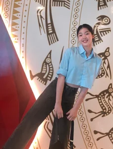 Rising Star: The Stunning 17-Year-Old Beauty of Vietnamese Volleyball - image 3
