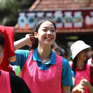 Rising Star: The Stunning 17-Year-Old Beauty of Vietnamese Volleyball - image 7