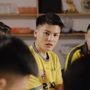 Meet Quang Hai’s Brother: The Handsome and Humorous Sibling - image 4