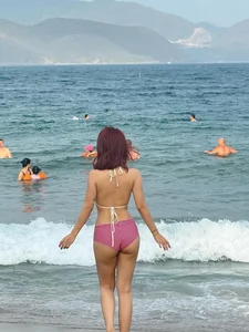 Ngo Lan Huong Sets Social Media Ablaze with Stunning Beach Bikini Photos - image 8