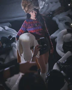 Le Sserafim Showcases Stunning Visuals and Modeling Skills - image 9