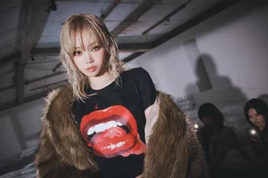 Le Sserafim Showcases Stunning Visuals and Modeling Skills - image 12