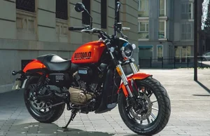 Top 10 Best Touring Motorcycles for Ultimate Long-Distance Road Trips - image 1