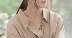 K-Drama Actress Reveals the Harsh Reality of Leaving SM Entertainment - image 4