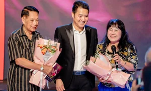 Legendary Vietnamese Footballer Nguyen Hong Son Launches Memoir - image 1