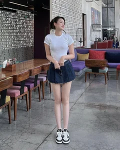 Miss Vietnam Do Thi Ha Turns Heads in Stunning Ultra-Short Dress - image 5