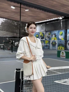 Miss Vietnam Do Thi Ha Turns Heads in Stunning Ultra-Short Dress - image 2
