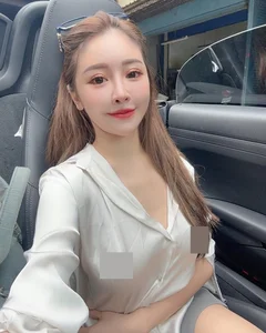 Taiwanese Streamer Ta Huu Tam Sparks Controversy Over Daring Fashion Choices - image 1