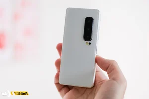 Student Transforms Original Galaxy Z Fold into a Mini Smartphone with Exclusive Features - image 10