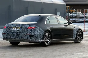 Next Gen Mercedes Benz S Class 2026 Luxury Sedan Revealed - image 6