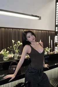Louis Pham's Style Evolution: From 'Flat is Chic' to Curvy Confidence - image 6