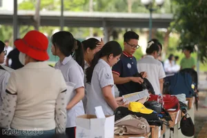 Hanoi Students Show Confidence Ahead of Competitive 10th-Grade Entrance Exams - image 8