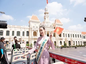 Miss International Thanh Thuy Stuns Fans During Her Grand Homecoming to Vietnam - image 1