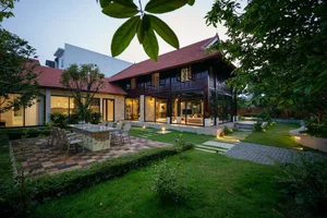 Top 10 Beautiful Houses in Hue Blending Tradition, Modernity, and Peaceful Nature - image 26