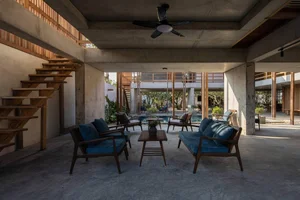 Top 10 Beautiful Houses in Hue Blending Tradition, Modernity, and Peaceful Nature - image 30