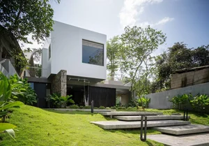 Top 10 Beautiful Houses in Hue Blending Tradition, Modernity, and Peaceful Nature - image 29