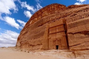 Decoding the Forgotten Thousand-Year-Old City in the Arabian Desert - image 6