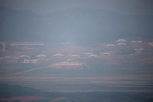 Unveiling Daily Life in North Korea: A Rare Glimpse from Across the Border - image 8