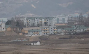 Unveiling Daily Life in North Korea: A Rare Glimpse from Across the Border - image 7