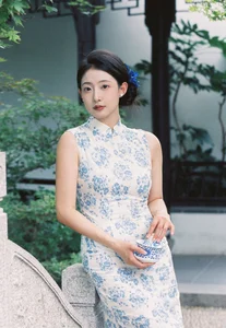 Elegant Portraiture and Artistic Photography Featuring Xiao Wei Xiao Wei in YiTuYu Vol.9882 - image 2