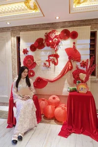 Volleyball Star Tran Viet Huong Enjoys a Well-Deserved Vacation - image 8