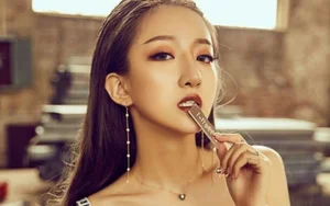 Meet the Viral TikTok Star with Real Life Disney Princess Looks - image 4