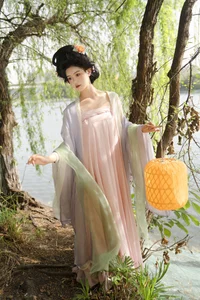 Modern Muse: YiTuYu Art Language Vol.6750 Featuring Gan Tang Ya - image 14