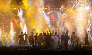 Chi Pu Sizzles at Rap Viet Concert 2023 with Dramatic Chandelier Performance - image 1