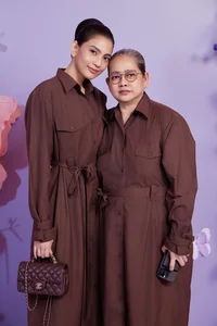 A Star-Studded Celebration: Celebrities Attend Actor Chi Bao’s Daughter's One-Month Party - image 10