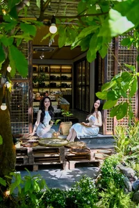 Vietnamese Celebrities Explore the Ultimate Premium Coffee Experience and Aesthetic Spaces - image 7