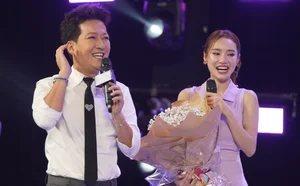 Truong Giang Cheers on Wife Nha Phuong's Stunning Fashion Runway Walk - image 2