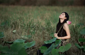 Vietnamese Beauty Showcase: Stunning Portraits from the Pack 16 Collection - image 41