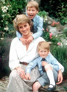Behind the Crown: Fun and Surprising Nicknames of the British Royal Family - image 0