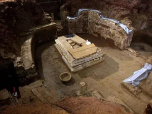 Inside China's Most Dangerous Tomb: Experts Reveal Chilling Discoveries - image 5