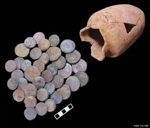 Stunning Ancient Egyptian Tomb Discovery Reveals Unprecedented Treasures - image 0