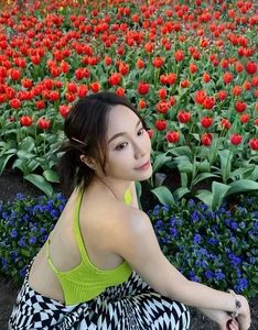 The Secrets of an Ageless Hong Kong Goddess: Youthful Beauty and Inspiring Fitness Routines - image 3